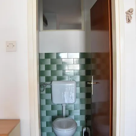 Apartman Gemuetliche In Meeresnaehe Valbandon