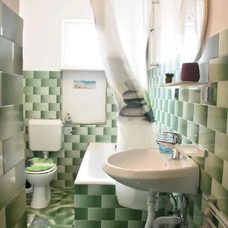 Gemuetliche In Meeresnaehe Appartement